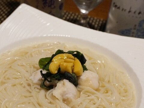 ホヤと鱧団子の冷やし稲庭うどん